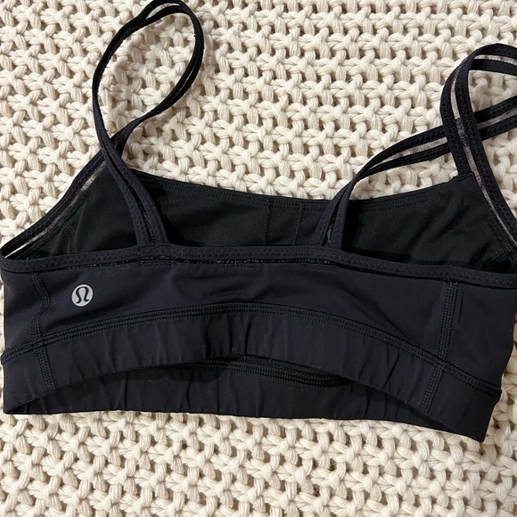 Lululemon sports bra - Picture 2 of 3